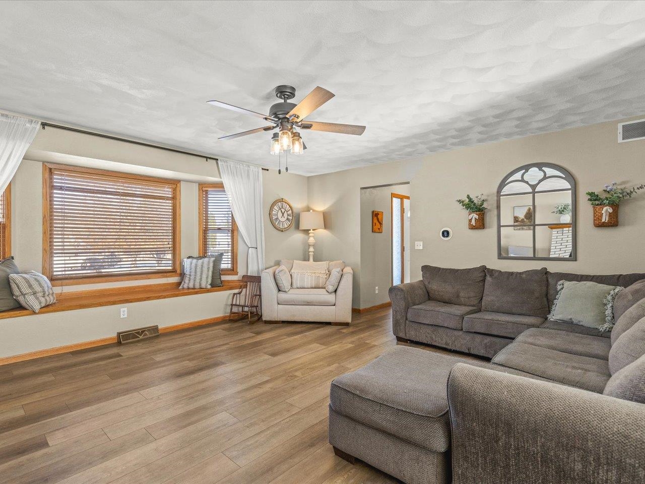 8629 Perth Lane Caledonia, IL 61011 - Photo 10 of 50