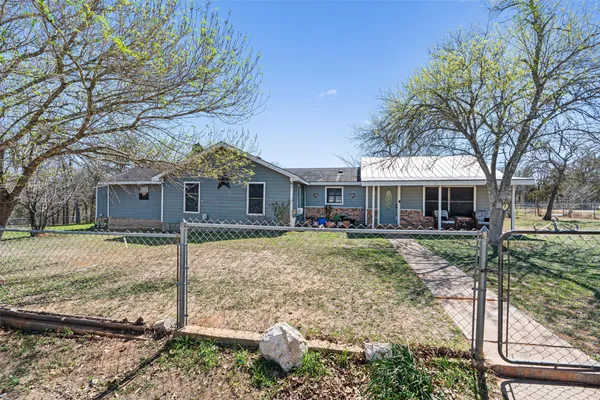 $350,000 | 137 Scarlet Oaks Drive, Dale, TX 78616