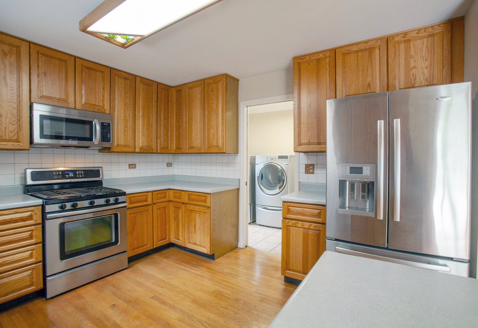 2705 Colonial Drive Elgin, IL 60124 - Photo 18 of 39