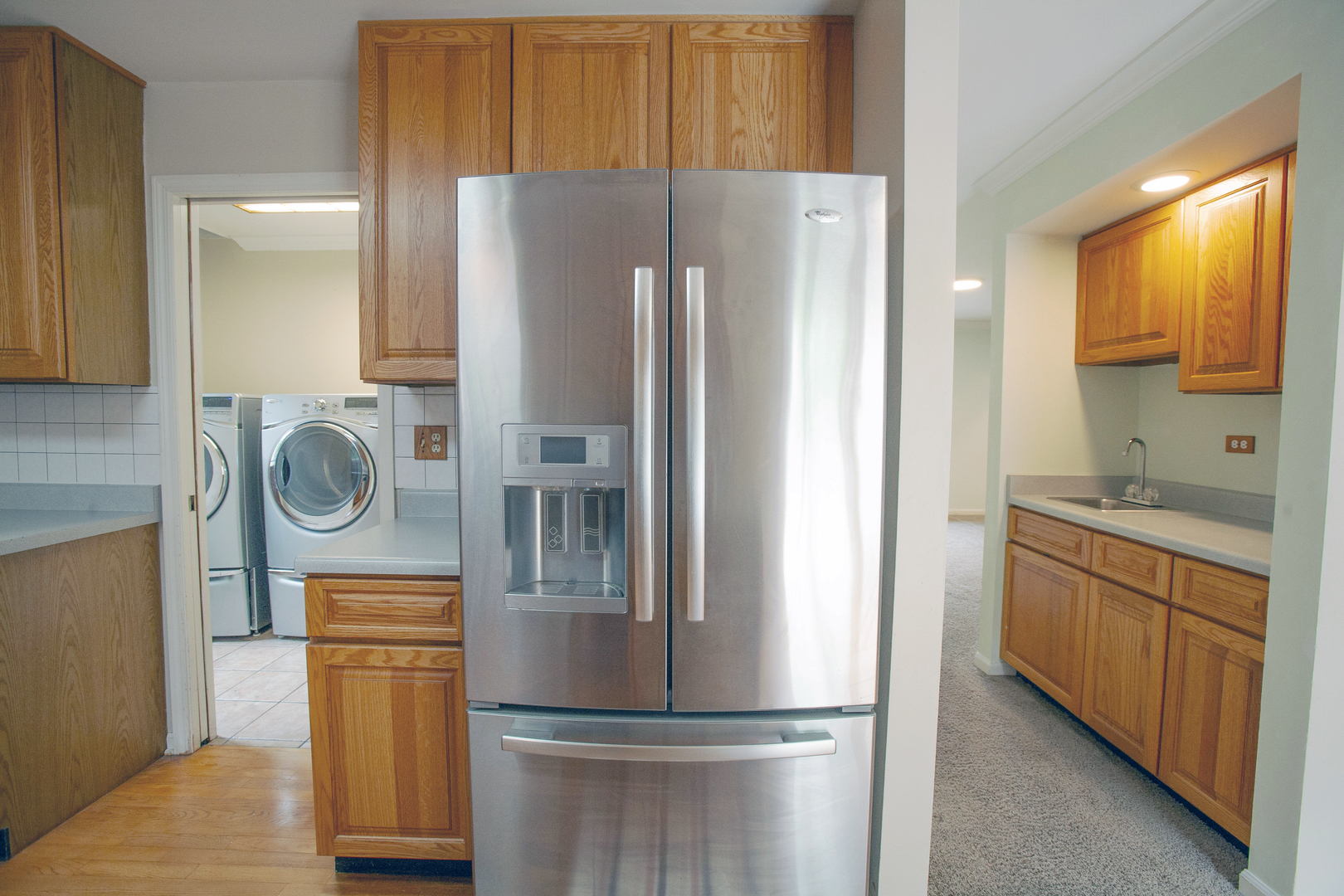 2705 Colonial Drive Elgin, IL 60124 - Photo 19 of 39