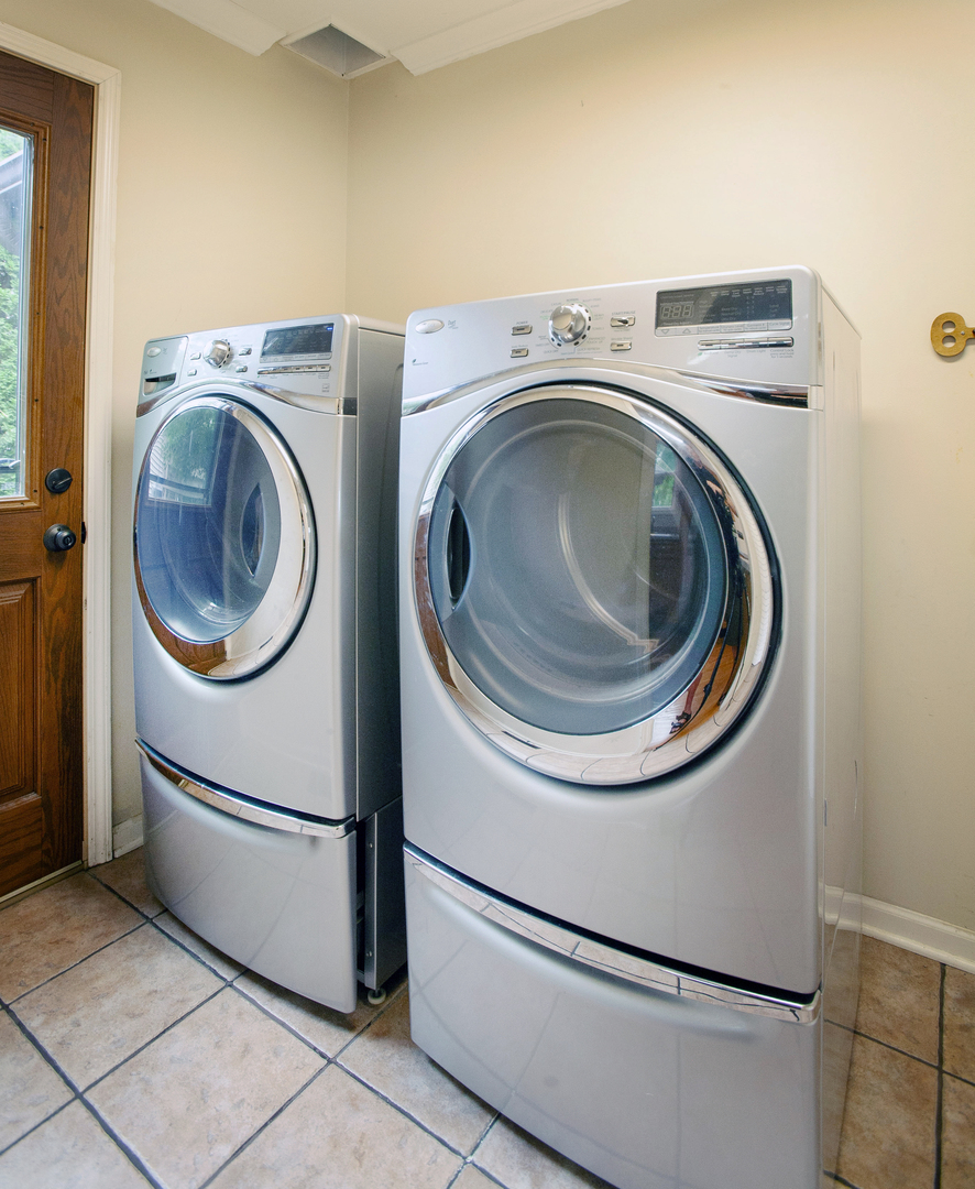 2705 Colonial Drive Elgin, IL 60124 - Photo 22 of 39