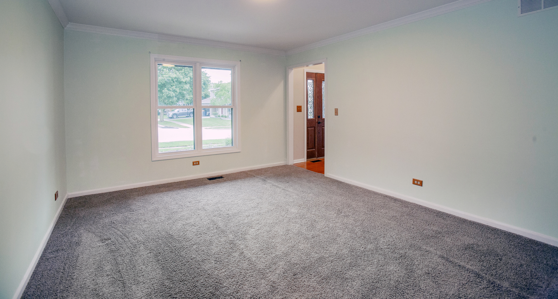 2705 Colonial Drive Elgin, IL 60124 - Photo 23 of 39