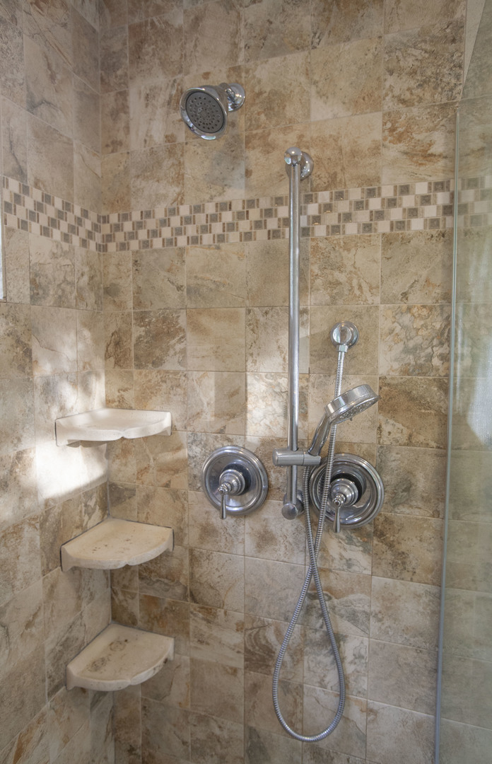 2705 Colonial Drive Elgin, IL 60124 - Photo 28 of 39