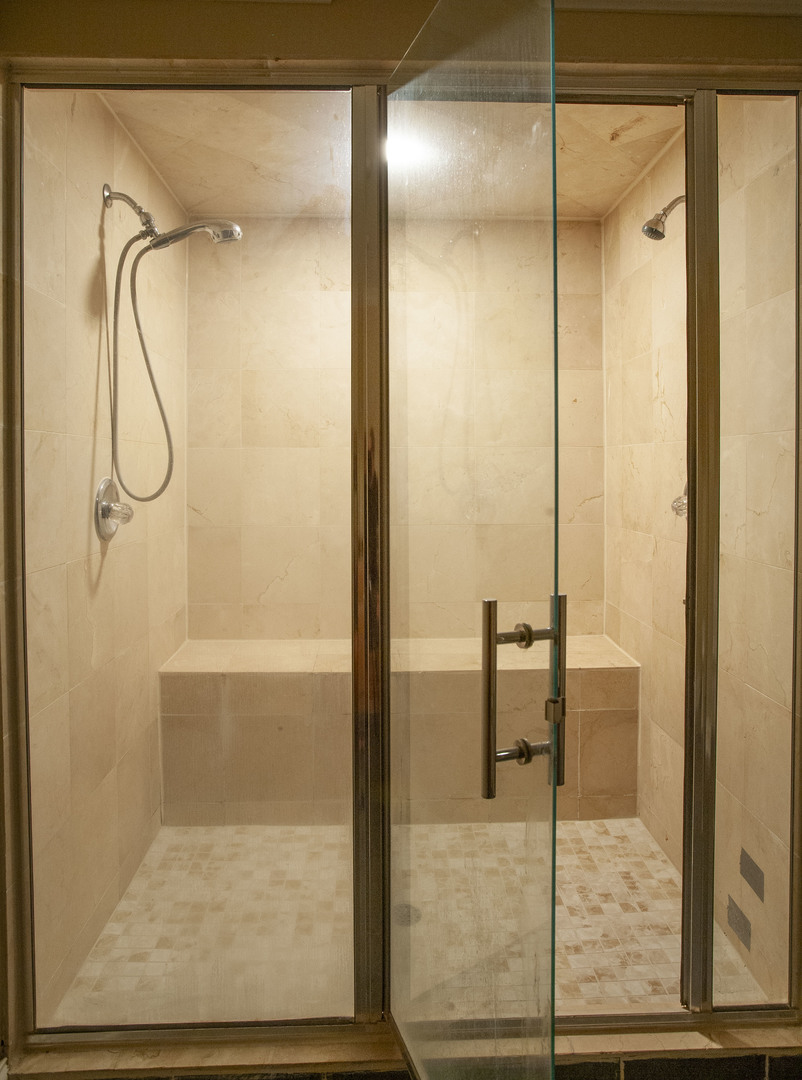 2705 Colonial Drive Elgin, IL 60124 - Photo 31 of 39