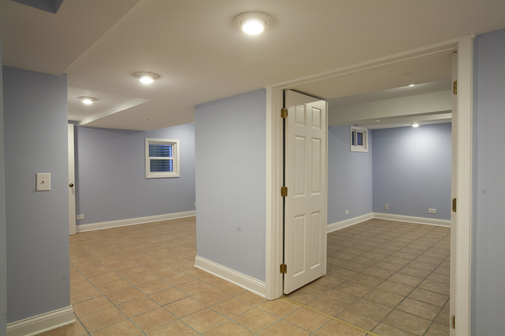 2705 Colonial Drive Elgin, IL 60124 - Photo 32 of 39