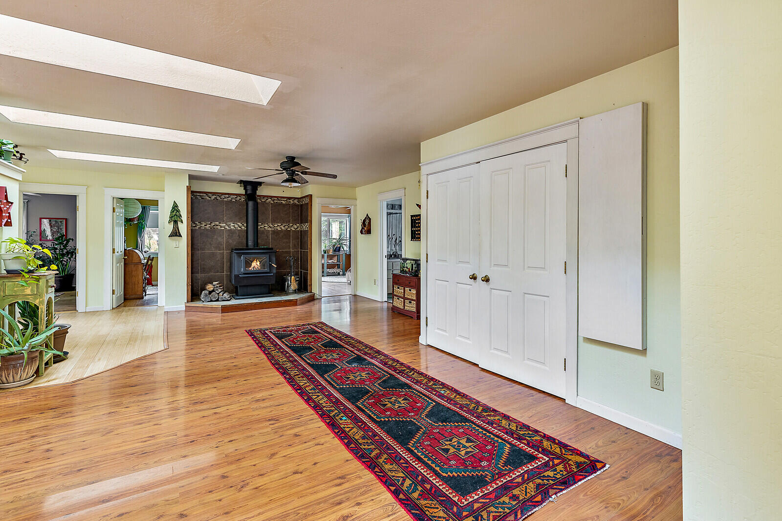4790 Andrews Road Medford, OR 97501 - Photo 22 of 80 43_AR_43_mls