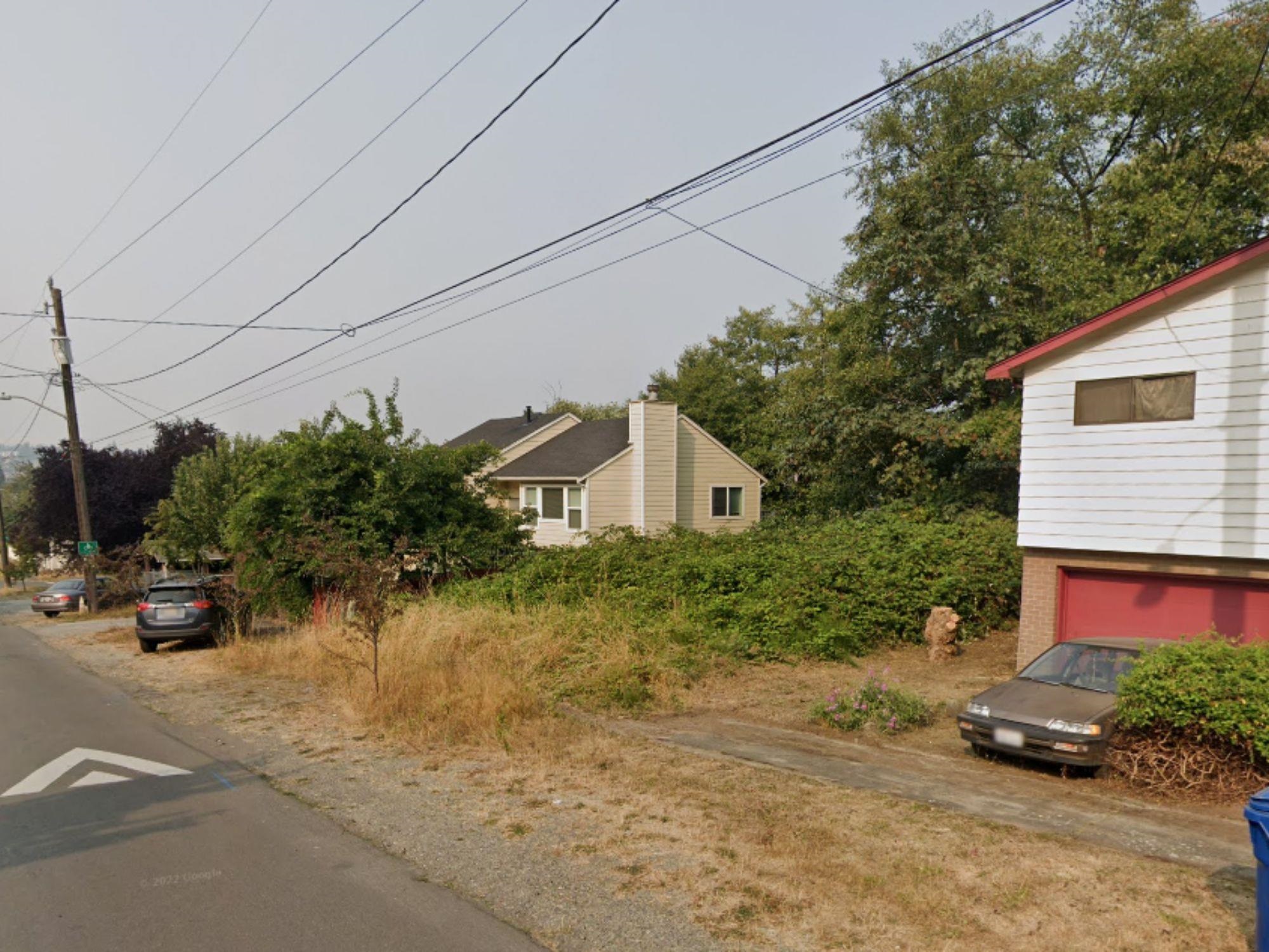 2016 South 18th Avenue Seattle, WA 98144 - Photo 6 of 10