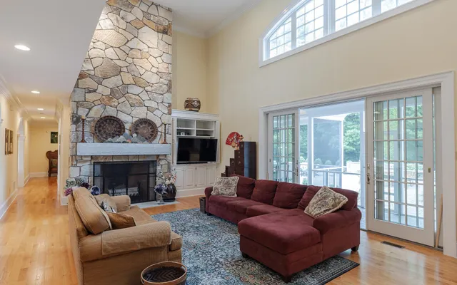 $1,775,000 | 61 N Road, Walpole, NH 03608