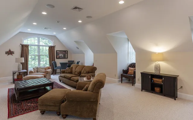 $1,775,000 | 61 N Road, Walpole, NH 03608