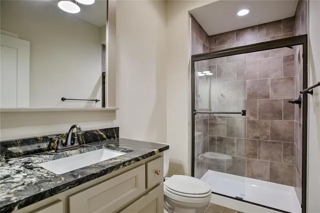 $699,675 | 2411 West 177th Street, Overland Park, KS 66085