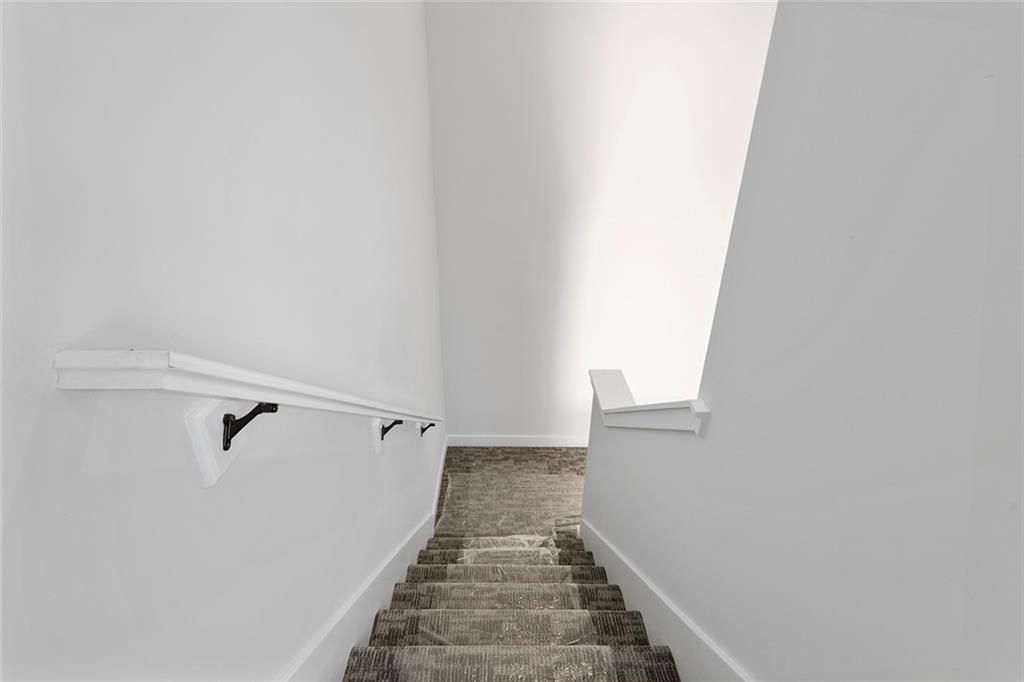 4527 Forest Avenue Kansas City, MO 64110 - Photo 48 of 55