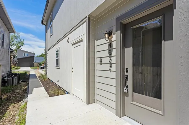 $499,900 | 4527 Forest Avenue, Kansas City, MO 64110