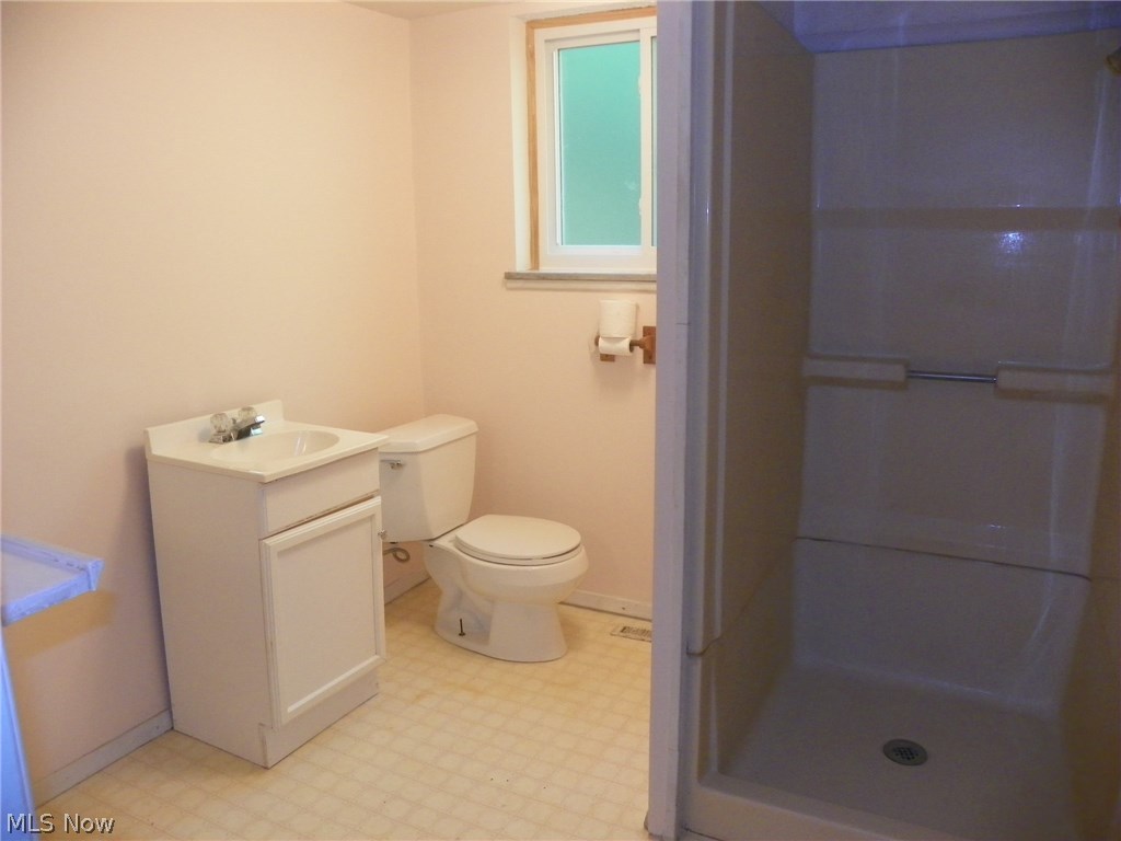 7716 Ridge Road Cleveland, OH 44129 - Photo 23 of 29 Gallery Image 23