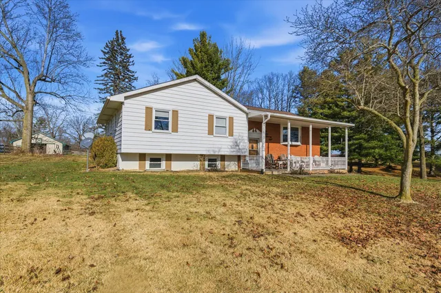 $525,000 | 9378 Smith Road, Tecumseh, MI 49286