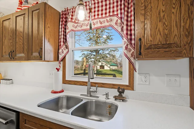 $525,000 | 9378 Smith Road, Tecumseh, MI 49286