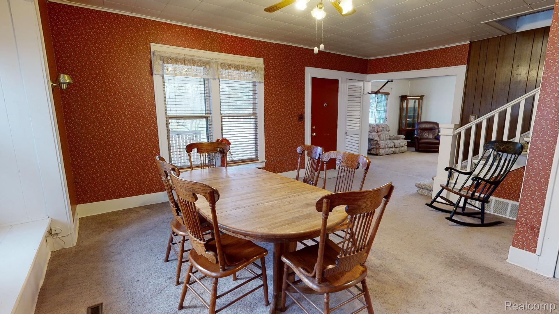 5224 North Seymour Road Flushing, MI 48433 - Photo 10 of 37 Dining Room