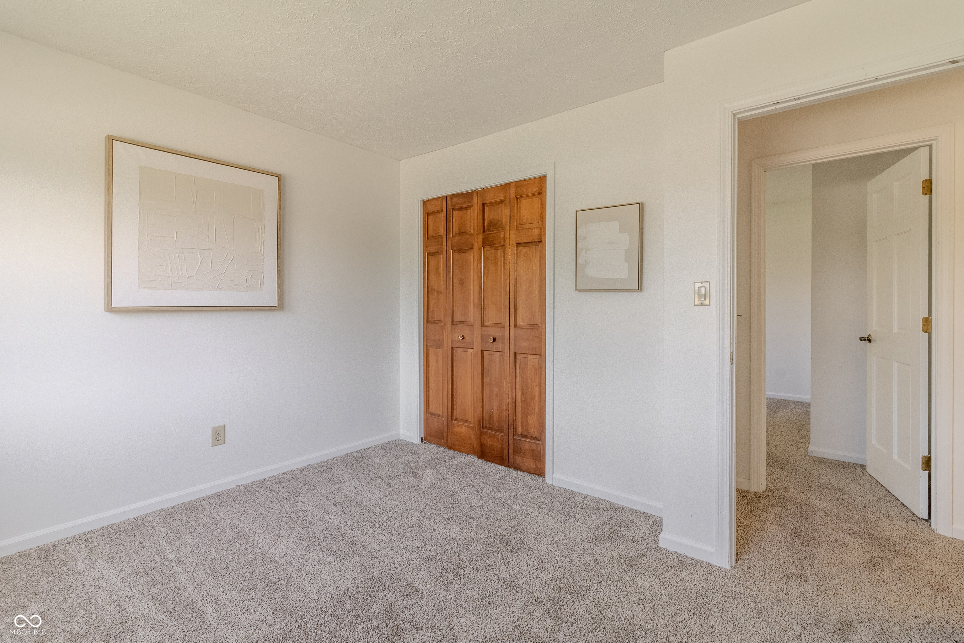 7906 Hampton Place Fishers, IN 46038 - Photo 22 of 39 Gallery Image 22
