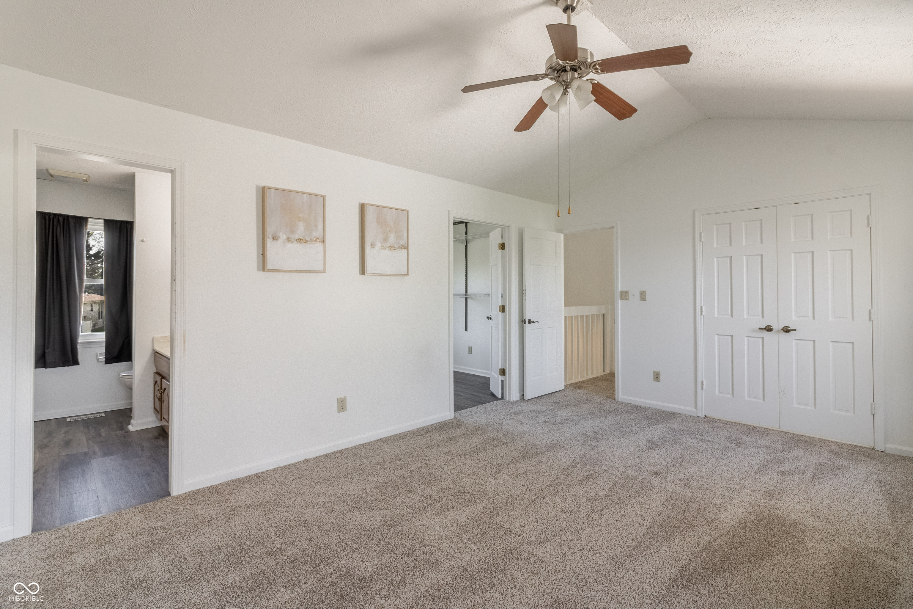 7906 Hampton Place Fishers, IN 46038 - Photo 29 of 39 Gallery Image 29
