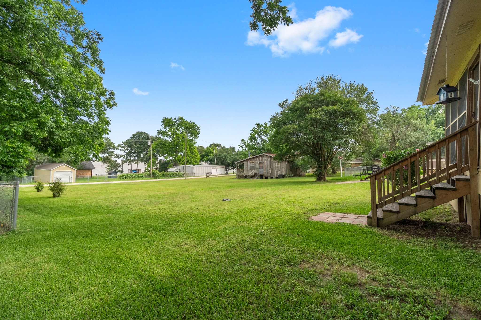 21 Clearview Point Blank, TX 77364 - Photo 9 of 43 a view of a park with large trees