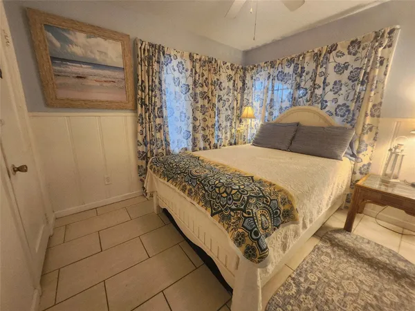 $1,550 | 4910 Charles Street, Seabrook, TX 77586