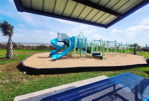 $1,550 | 4910 Charles Street, Seabrook, TX 77586