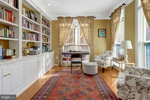 $4,800 | 5257 Bessley Place, Alexandria, VA 22304