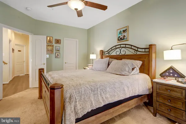 $4,650 | 5257 Bessley Place, Alexandria, VA 22304