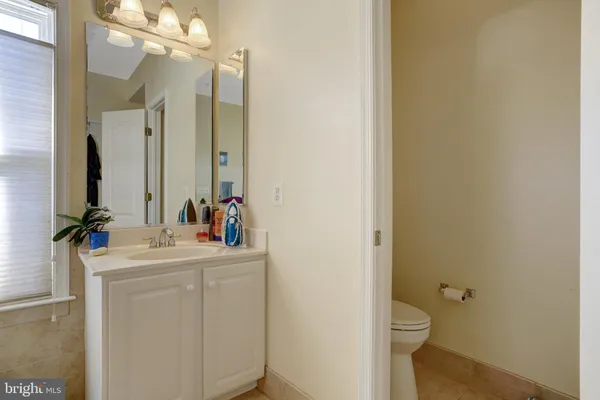 $4,650 | 5257 Bessley Place, Alexandria, VA 22304