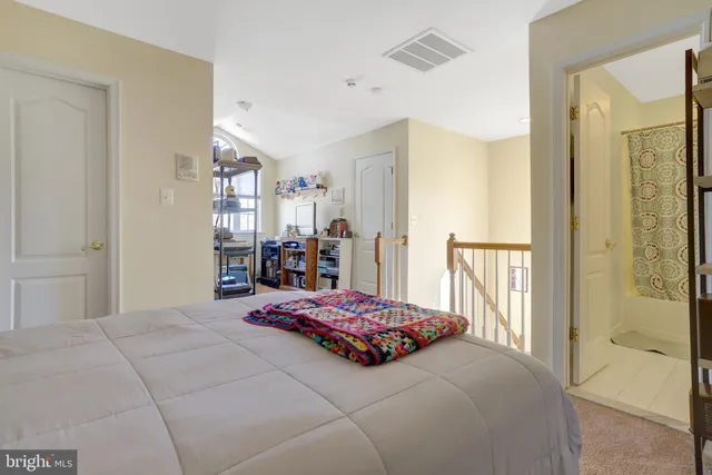 $4,800 | 5257 Bessley Place, Alexandria, VA 22304