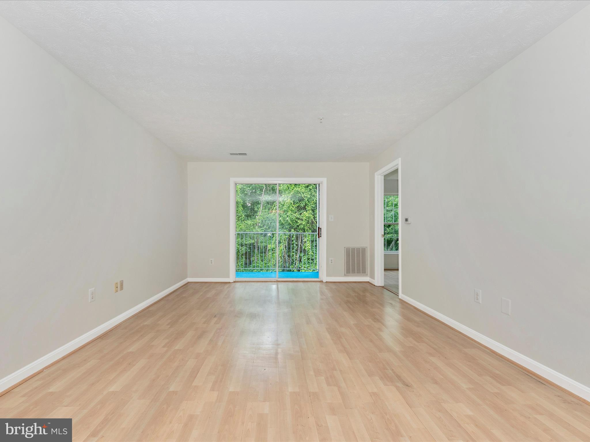 764 Kennington Road, Unit 764 Reisterstown, MD 21136 - Photo 7 of 68 Living Room