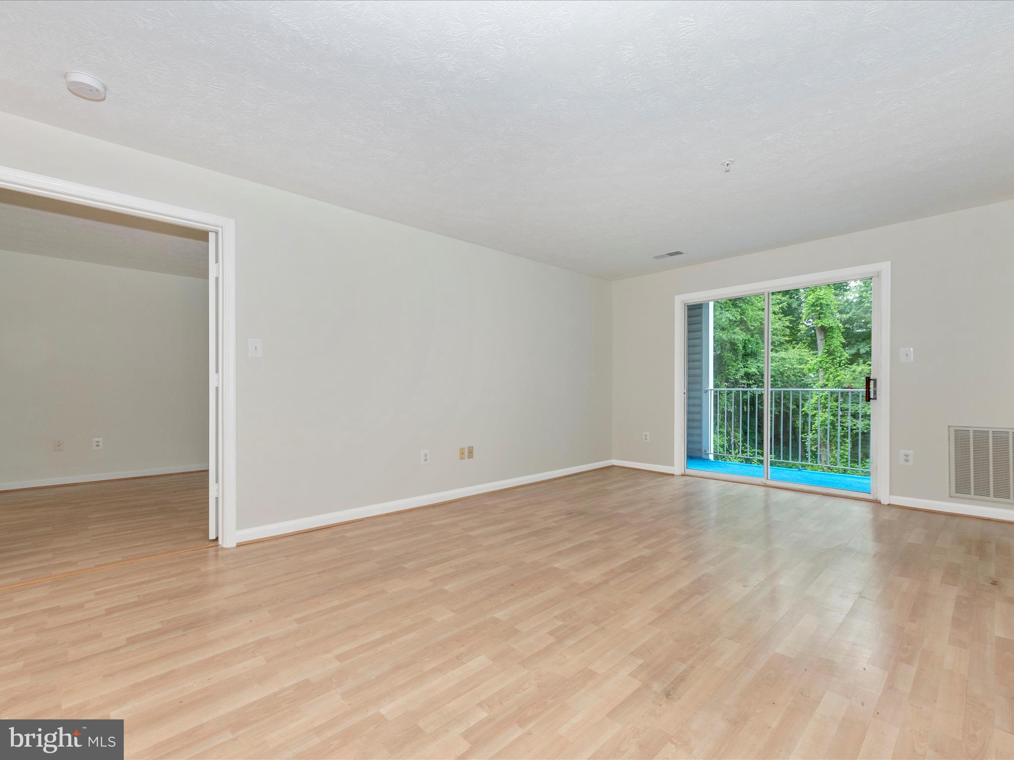 764 Kennington Road, Unit 764 Reisterstown, MD 21136 - Photo 8 of 68 Living Room