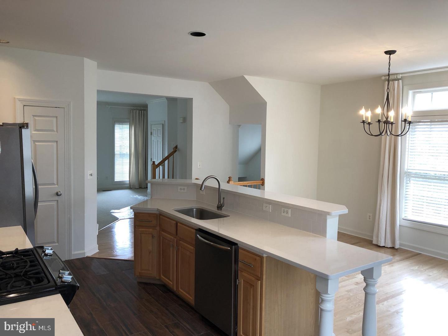 5810 Pearson Lane Alexandria, VA 22304 - Photo 9 of 22