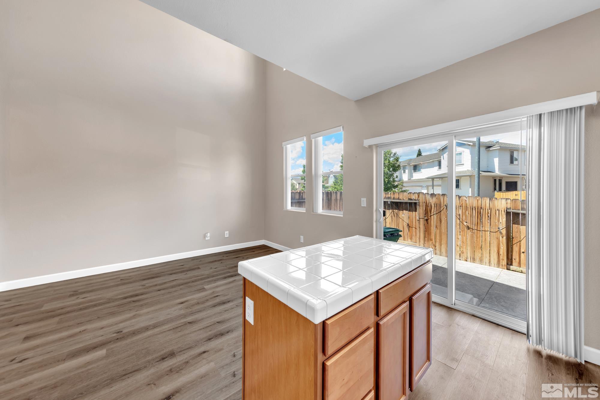 2105 Stanhope Lane Reno, NV 89502 - Photo 9 of 27 Photo 9