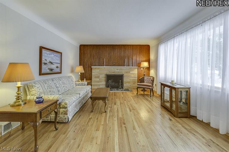 6754 Seneca Road Cleveland, OH 44143 - Photo 3 of 24 Gallery Image 3
