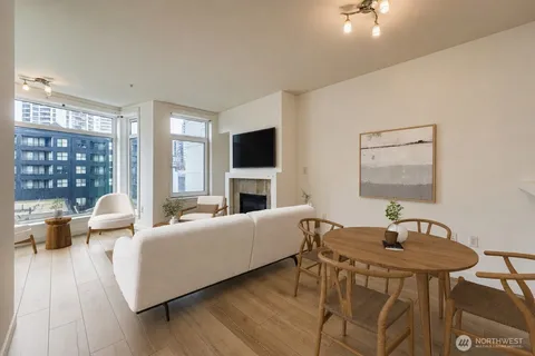 $415,000 | 2607 Western Avenue, Unit 612, Seattle, WA 98121