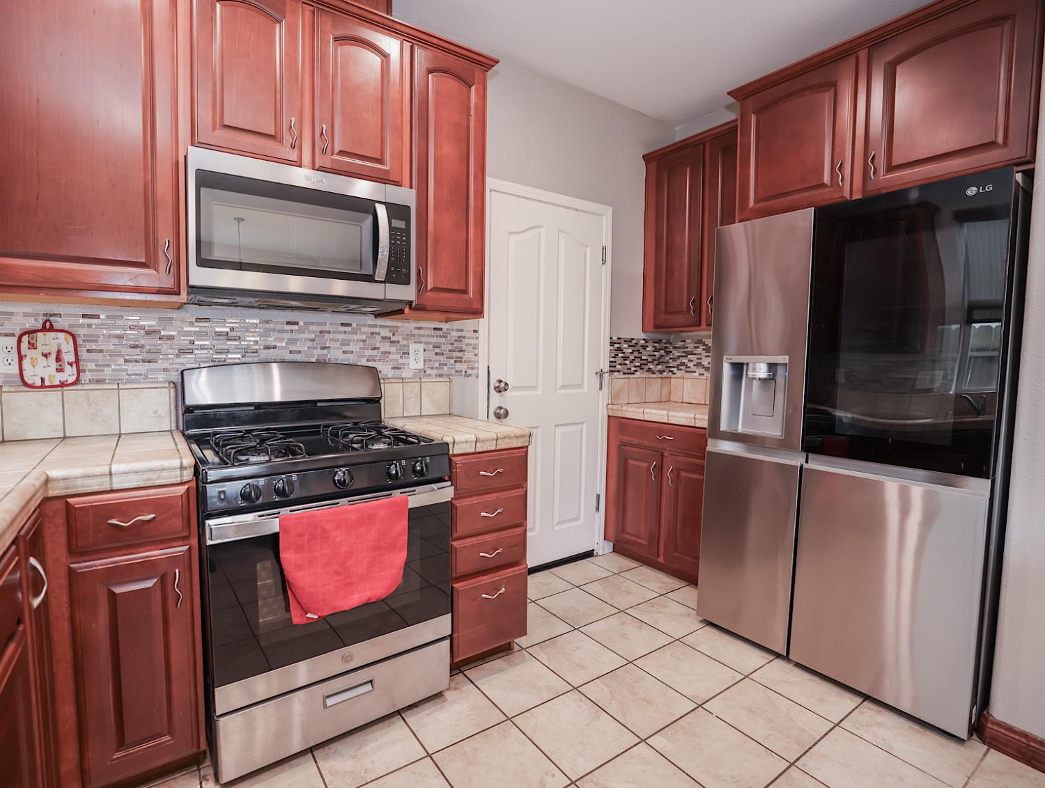 1931 Spoonbill Road West Sacramento, CA 95691 - Photo 12 of 31