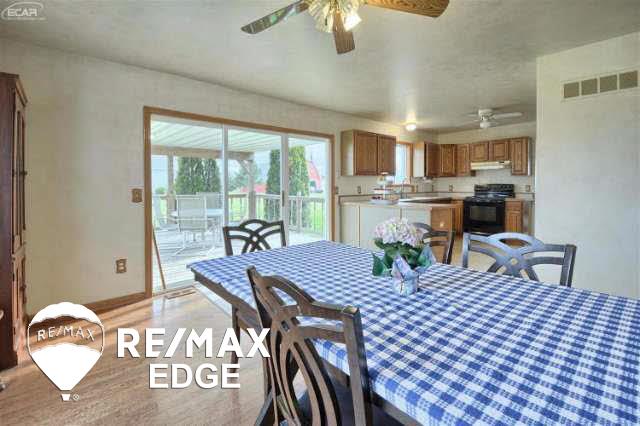 11242 Hegel Road Goodrich, MI 48438 - Photo 12 of 37 21122531-11.JPG