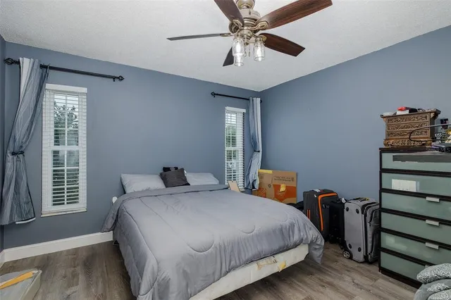an entryway at livingroom with furniture and windows