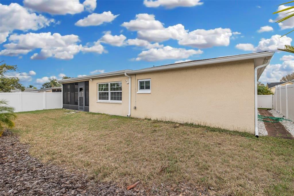 8326 Luray Drive Port Richey, FL 34668 - Photo 5 of 30