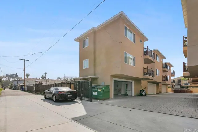 $3,150 | 3258 Imperial Avenue, San Diego, CA 92114
