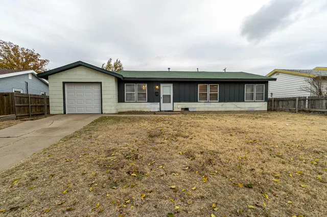 a house view with a outdoor space