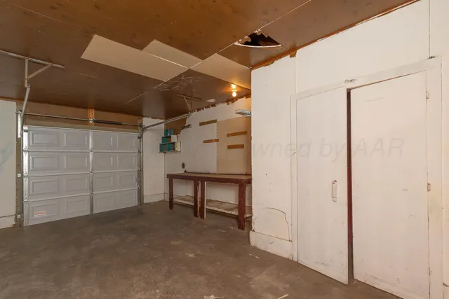 a view of a storage & utility room