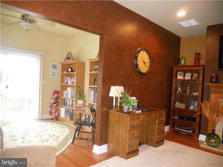 126 Whitall Road Glassboro, NJ 08028 - Photo 16 of 25 Family Room