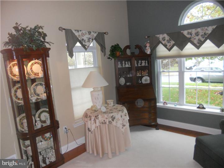 126 Whitall Road Glassboro, NJ 08028 - Photo 7 of 25 Living Room