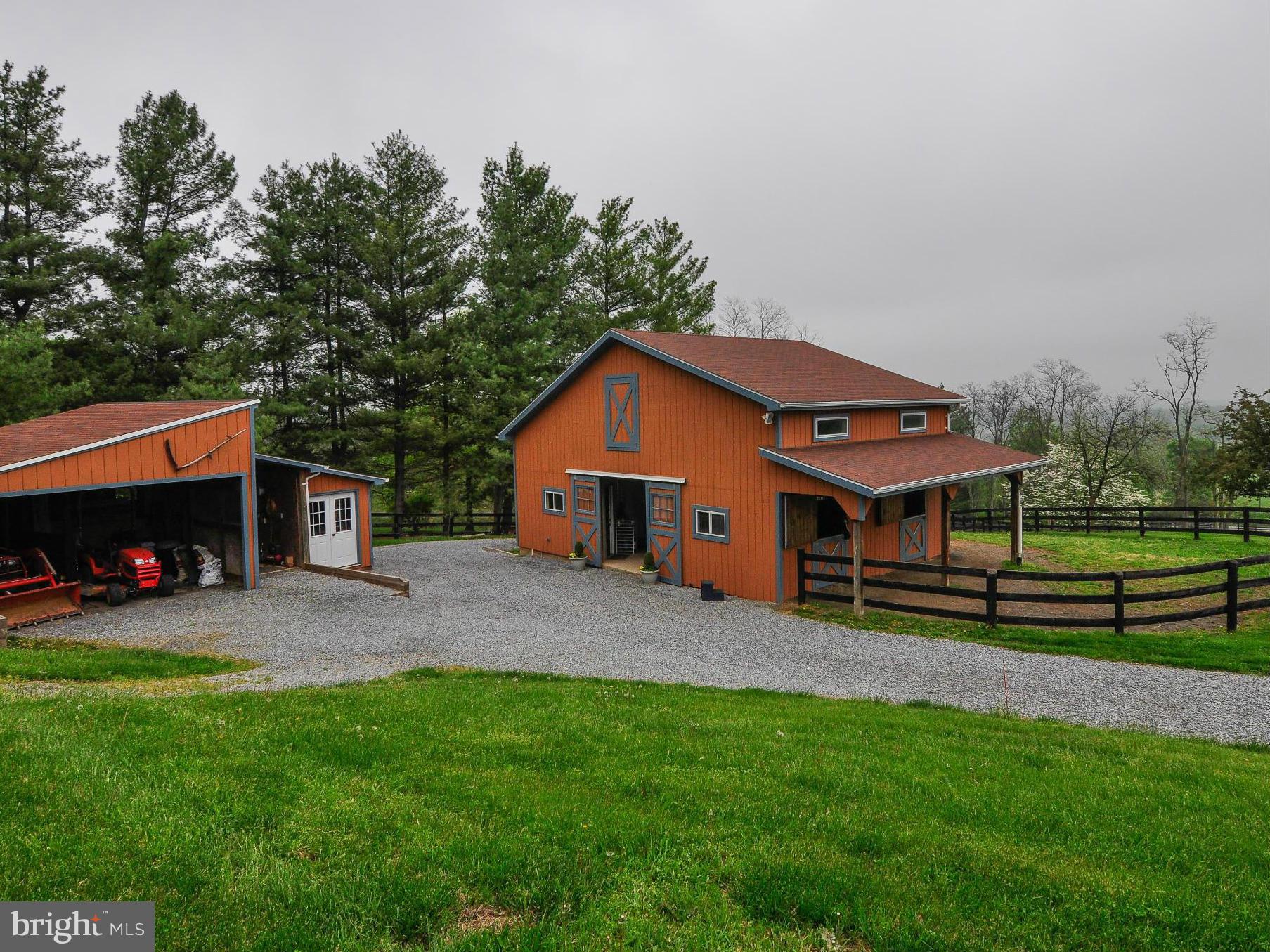 19971 Ridgeside Road Bluemont, VA 20135 - Photo 23 of 30 View of barn