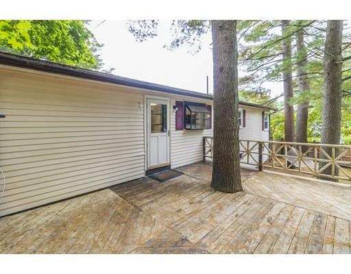 58 Oakvale Road Framingham, MA 01701 - Photo 23 of 30 a view of a porch