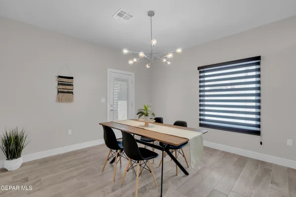 $314,500 | 605 San Carlos Court, Clint, TX 79836