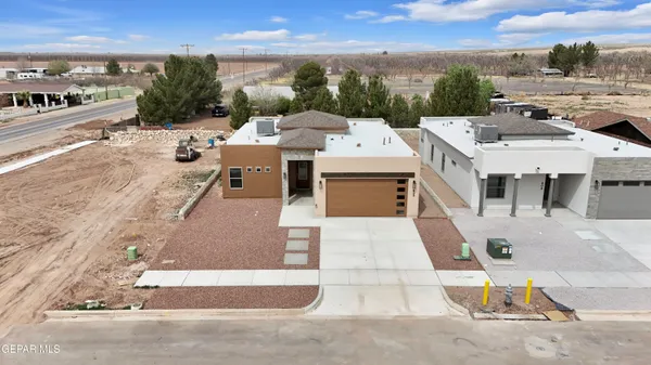 $314,500 | 605 San Carlos Court, Clint, TX 79836