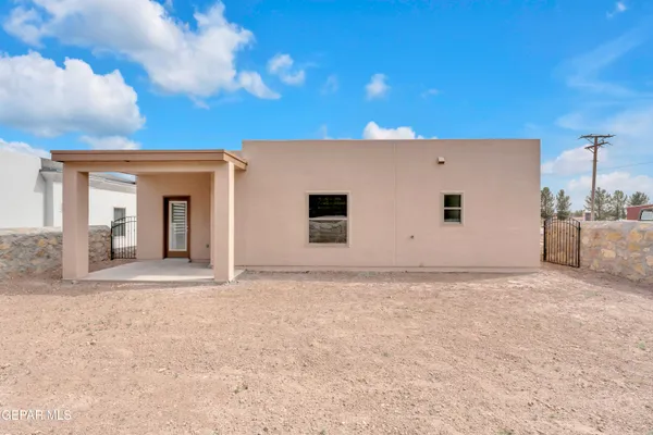 $314,500 | 605 San Carlos Court, Clint, TX 79836