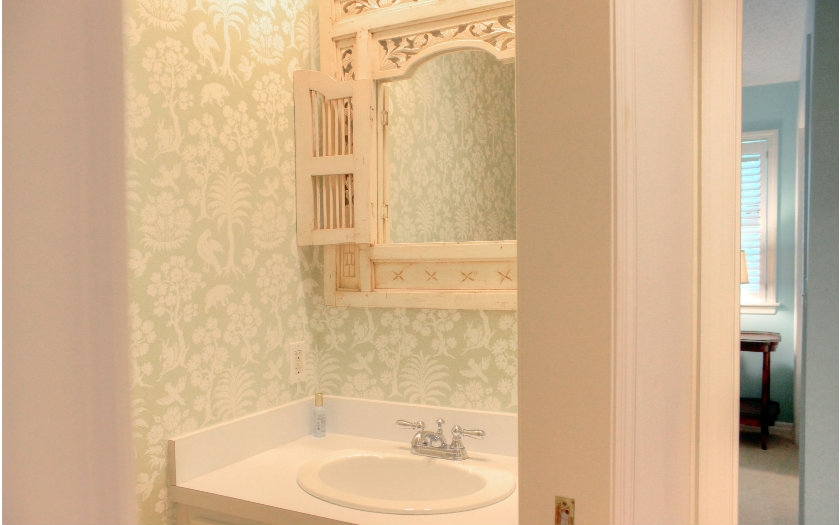 10 Willow Pond Road Fernandina Beach, FL 32034 - Photo 15 of 24 a bathroom with a sink and shower